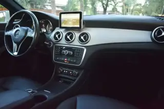 2014 Mercedes Benz CLA250