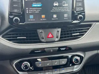 Hyundai ELANTRA GT 2018 4dr Hatchback 6M