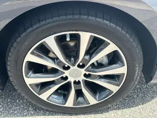 Hyundai ELANTRA GT 2018 4dr Hatchback 6M