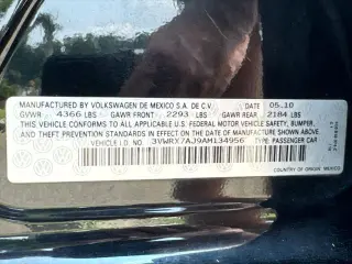 Volkswagen Jetta 2010 SE 4dr Sedan 5M