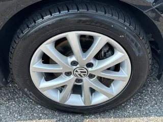 Volkswagen Jetta 2010 SE 4dr Sedan 5M