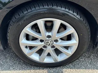 Volkswagen Jetta 2010 SE 4dr Sedan 5M