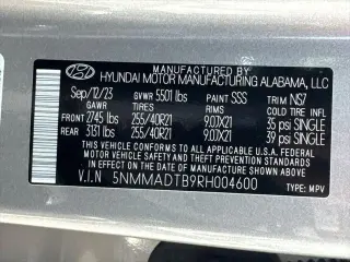 Genesis GV70 2024 AWD 2.5T Standard 4dr SUV