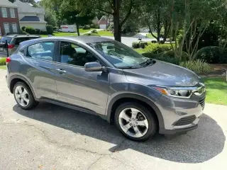 HR-V LX --- 2019 --- HONDA