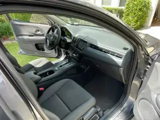 HR-V LX --- 2019 --- HONDA