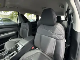 Hyundai TUCSON 2026 SE 4dr SUV
