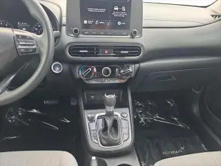 Hyundai KONA 2023 SEL 4dr Crossover