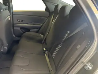 Hyundai ELANTRA 2026 SEL Sport Premium 4dr Sedan