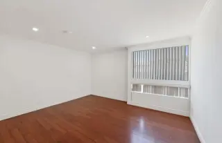 2 Bedroom Apt in Central LA