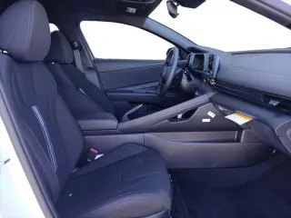 Hyundai ELANTRA 2026 SEL Sport 4dr Sedan