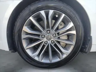 Hyundai Genesis 2015 3.8L 4dr Sedan