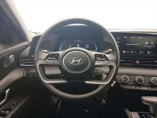Hyundai ELANTRA 2025 SE 4dr Sedan