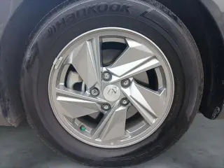 Hyundai ELANTRA 2025 SE 4dr Sedan