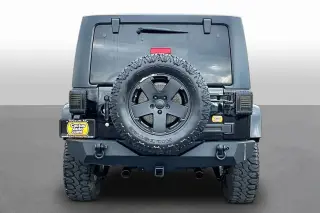 Jeep Wrangler Unlimited 2012 4x4 Sahara 4dr SUV