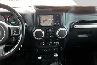 Jeep Wrangler Unlimited 2012 4x4 Sahara 4dr SUV