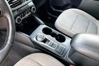 Ford Escape 2022 AWD SE 4dr SUV