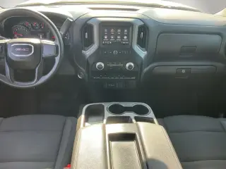 GMC Sierra 1500 2022 4x2 Pro 4dr Crew Cab 5.8 ft. SB