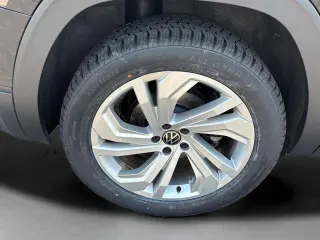 Volkswagen Atlas 2021 AWD V6 SE 4Motion 4dr SUV w/Technology (midyear release)
