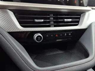 Ford Explorer 2025 AWD Active 4dr SUV