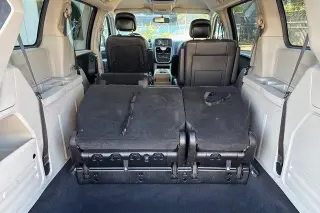 Chrysler Town and Country 2013 Touring 4dr Mini-Van
