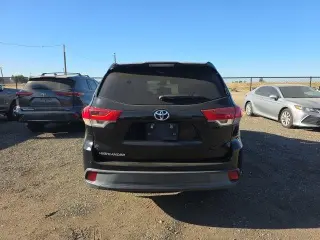 Toyota Highlander 2017 LE 4dr SUV (3.5L V6)