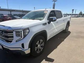 GMC Sierra 1500 2025 4x2 SLT 4dr Crew Cab 5.8 ft. SB