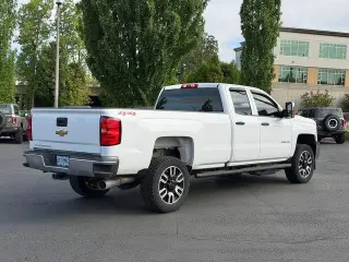 Chevrolet Silverado 2500HD 2017 4x4 Work Truck 4dr Double Cab SB