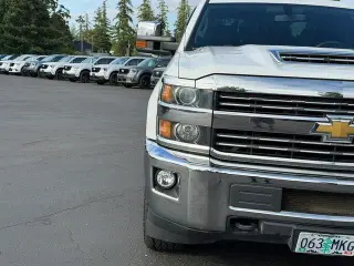 Chevrolet Silverado 2500HD 2017 4x4 Work Truck 4dr Double Cab SB