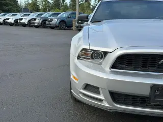 Ford Mustang 2013 V6 2dr Convertible