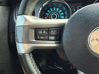 Ford Mustang 2013 V6 2dr Convertible