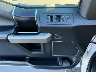 Ford F-150 2018 4x4 Platinum 4dr SuperCrew 5.5 ft. SB