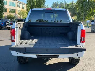 Ford F-150 2018 4x4 Platinum 4dr SuperCrew 5.5 ft. SB
