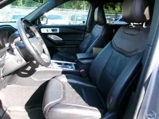 Ford Explorer 2022 AWD Platinum 4dr SUV