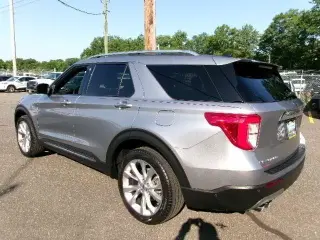 Ford Explorer 2022 AWD Platinum 4dr SUV