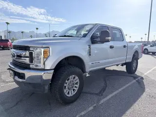 Ford F-250 Super Duty 2017 4x4 XL 4dr Crew Cab 6.8 ft. SB Pickup