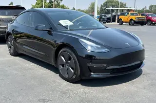 Tesla Model 3 2023 4dr Sedan