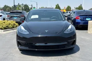 Tesla Model 3 2023 4dr Sedan
