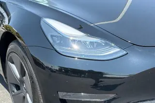 Tesla Model 3 2023 4dr Sedan