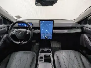 Ford Mustang Mach-E 2025 Select 4dr SUV