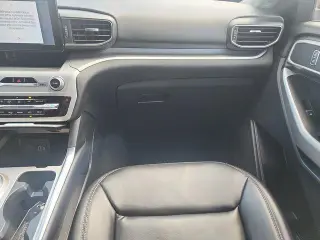 Ford Explorer 2022 AWD XLT 4dr SUV