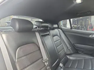 Kia Stinger 2018 GT2 4dr Sedan