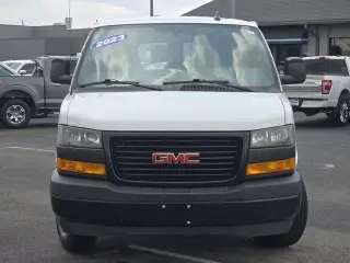 GMC Savana 2023 2500 3dr Extended Cargo Van