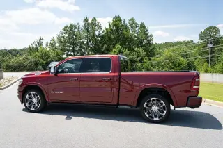 Ram 1500 2019 4x4 Laramie Longhorn 4dr Crew Cab 6.4 ft. SB Pickup