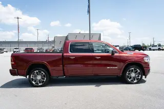 Ram 1500 2019 4x4 Laramie Longhorn 4dr Crew Cab 6.4 ft. SB Pickup