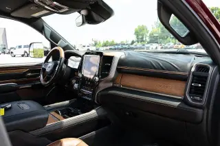 Ram 1500 2019 4x4 Laramie Longhorn 4dr Crew Cab 6.4 ft. SB Pickup