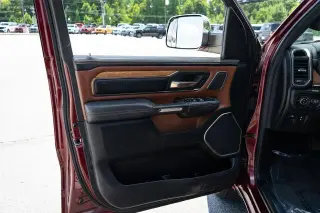 Ram 1500 2019 4x4 Laramie Longhorn 4dr Crew Cab 6.4 ft. SB Pickup