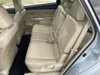 Prius V Class III --- 2013