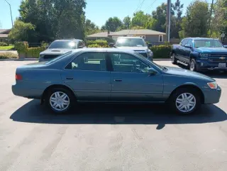 Toyota Camry 2000 CE 4dr Sedan