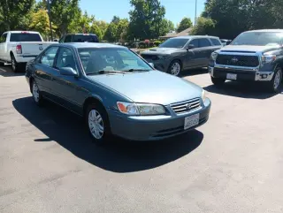 Toyota Camry 2000 CE 4dr Sedan