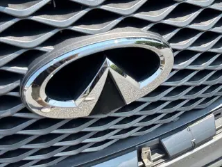 INFINITI QX80 2019 Luxe 4dr SUV